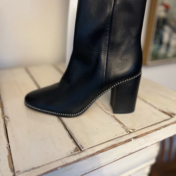 Brand new, never been worn black ankle boots. - Picture 3 of 4